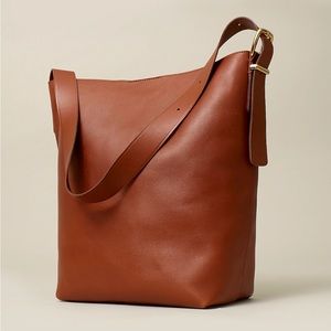 Madewell The Essential Bucket Tote